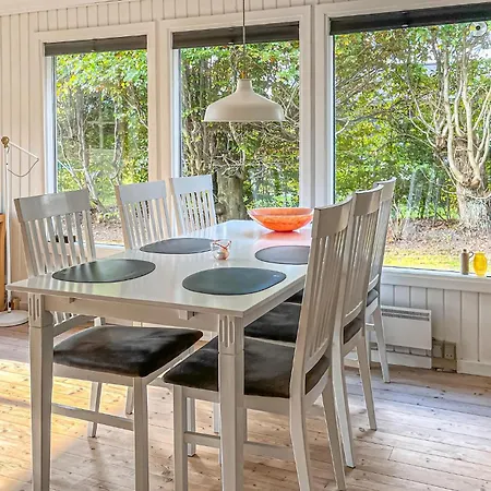 Σπίτι διακοπών Lovely In With Wifi